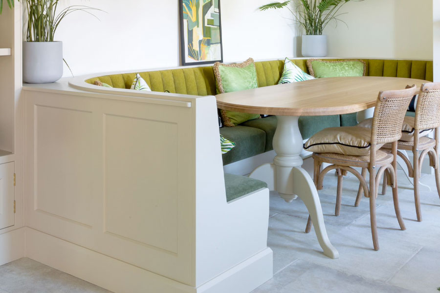 Seating & Dining